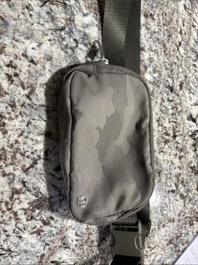 lululemon athletica Olive Green Camo Sling Belt Bag